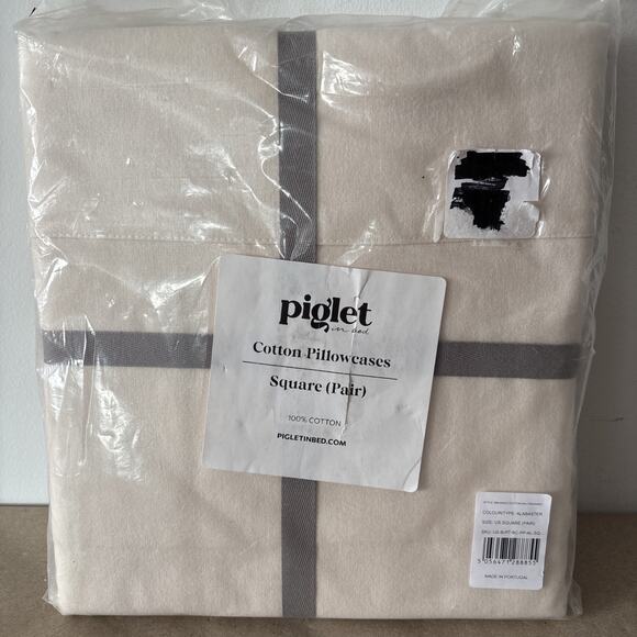 Piglet In Bed Pillowcases Pair Square Shams Alabaster Brushed 100% Cotton 25" - Picture 1 of 4